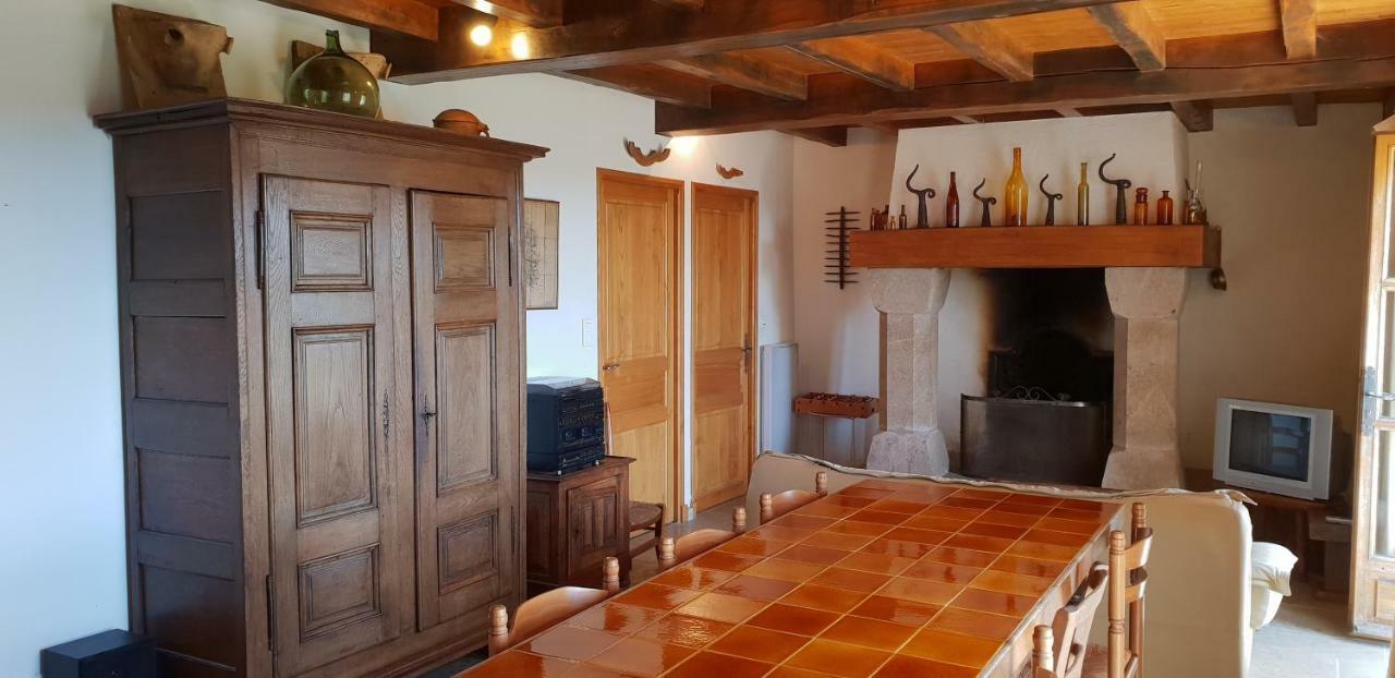 La Petite Maison Des Artistes Castelnau-Pégayrols Eksteriør billede